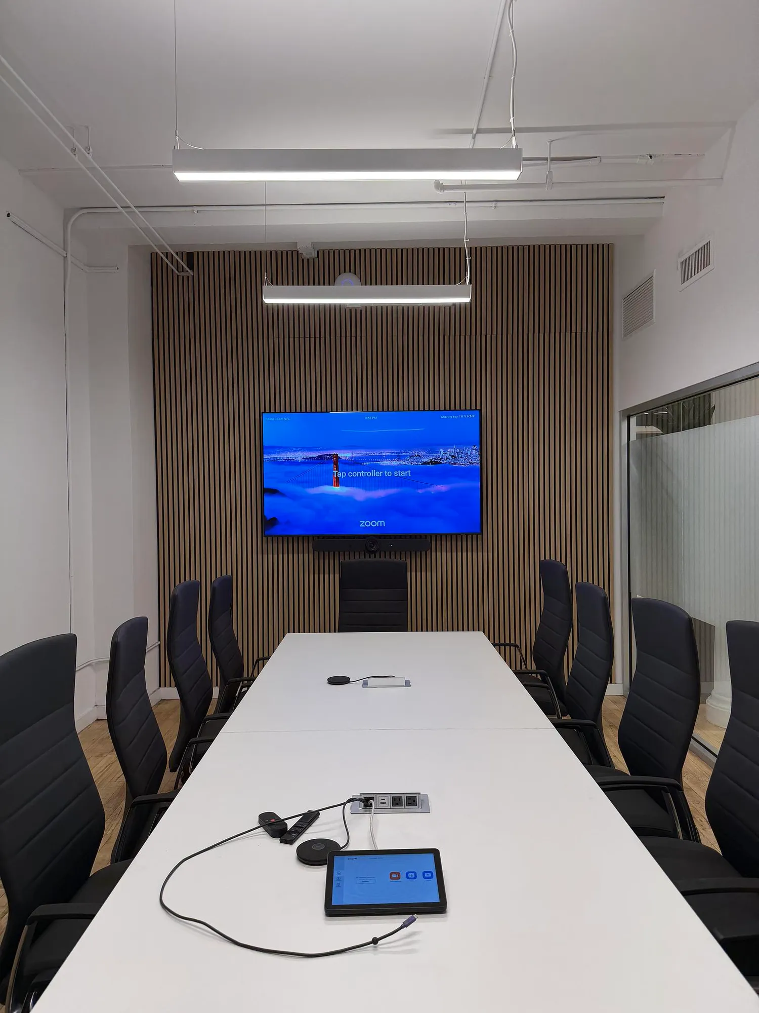 Six Wood-Panelled Conference Rooms in Soho, Manhattan — a job in Manhattan